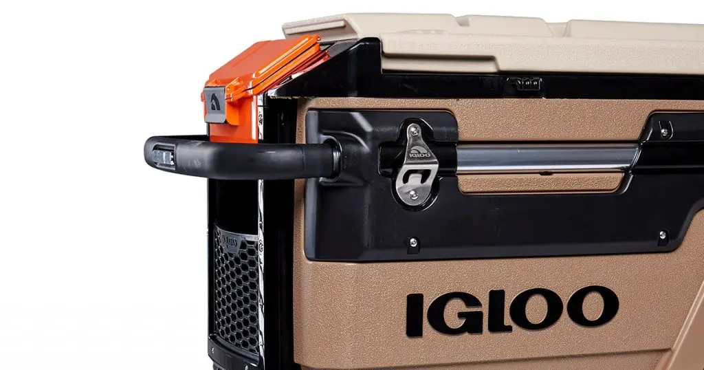 Igloo Trailmate Journey front pocket feature