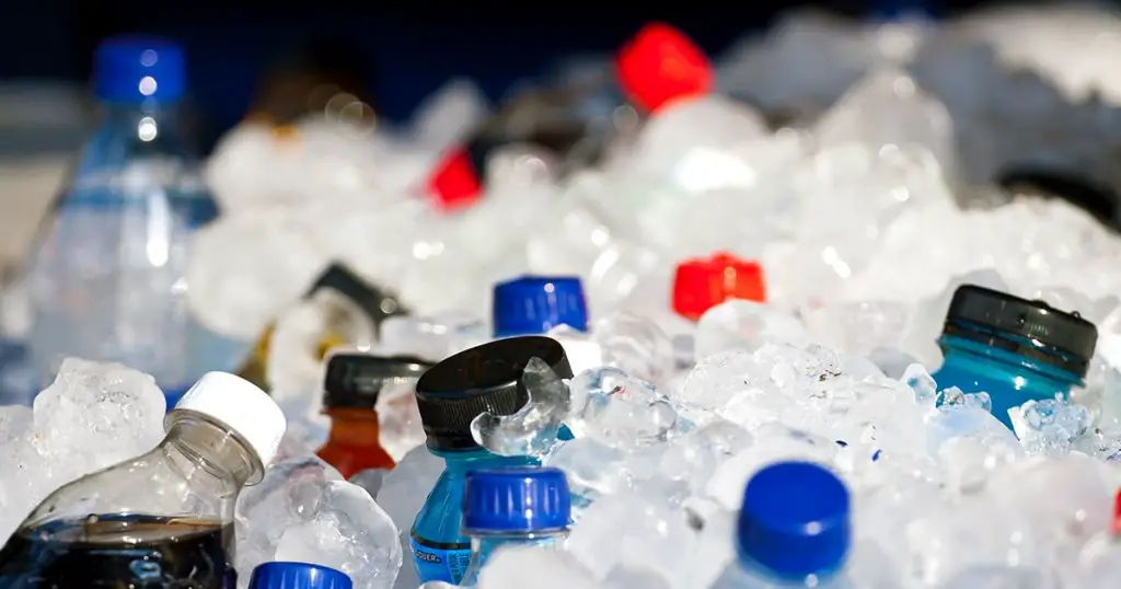 Composition with plastic bottles and ice