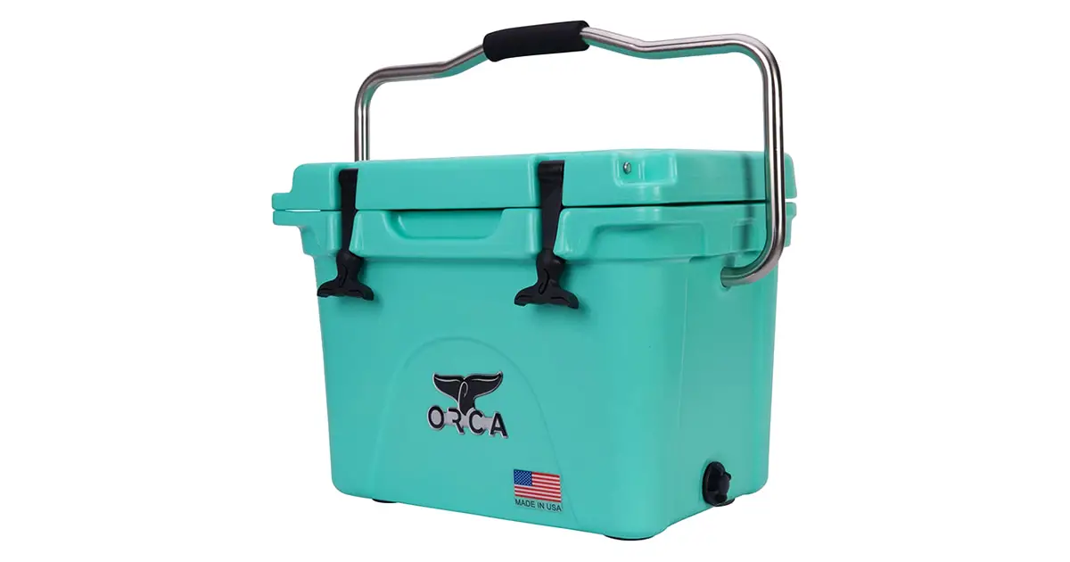 What Small Cooler Keeps Ice the Longest? Travel Savvy Guide