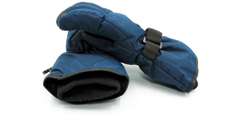 Best Gloves for Camping - Our Top 5 Choices (2021) - Travel Savvy Guide